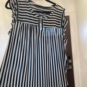 Loft xl ladies short sleeve blouse